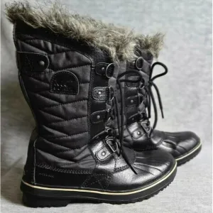 Sorel Womens Tofino II Black Waterproof Faux Fur Snow Rain Winter Boots Size 8.5
