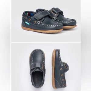 Spanish brand Boy navy shoes