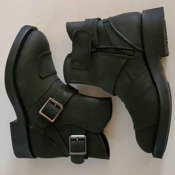 Speed and Strength Women’s American Beauty Boots Size 6