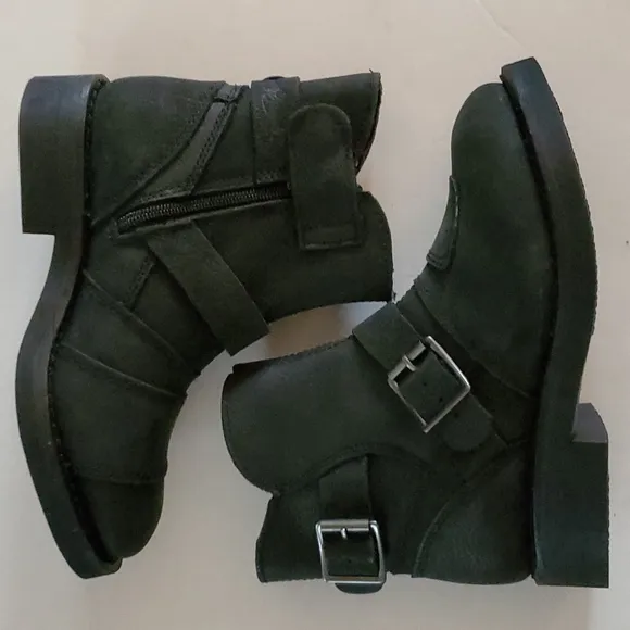 Speed and Strength Women’s American Beauty Boots Size 6