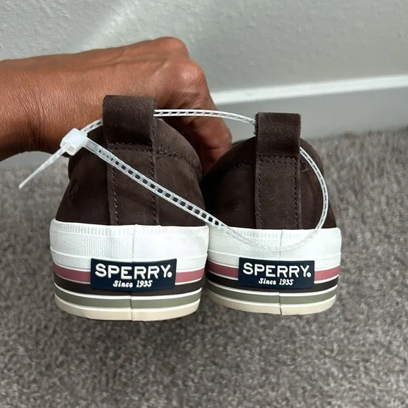 SPERRY TOP SIDER LEATHER SNEAKERS SHOES SIZE 8 1/2 NWOT