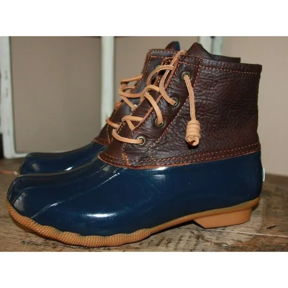 Sperry Women's 7.5 WIDE saltwater Brown/navy duck boots - NEW