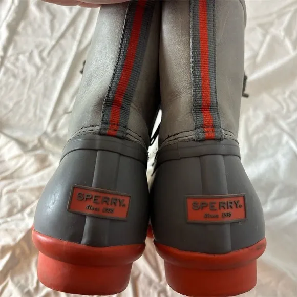 Sperry Women's Saltwater Duck Boots Gray/Tan Orange Outsole Size 10
