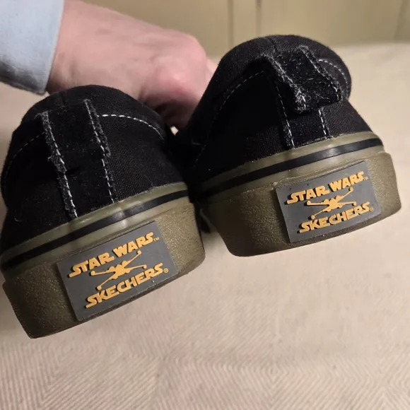 Star Wars x Skechers Graphic Slip On Sneakers Men's 9.5 Euro 42.5 EUC