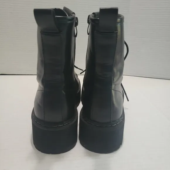 Steve Madden Bettyy1 Women's Betty Combat Boot Size 8 Black