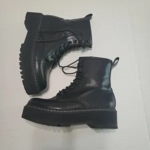 Steve Madden Bettyy1 Women's Betty Combat Boot Size 8 Black