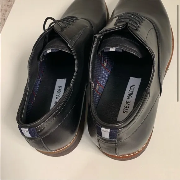 Steve Madden Black Leather Waldorf Laced Shoes