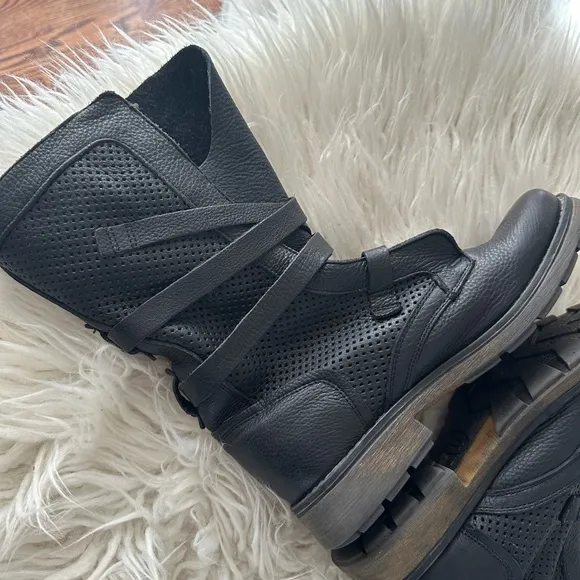 Steve Madden Bosston black leather moto biker boots‎ size 8.5