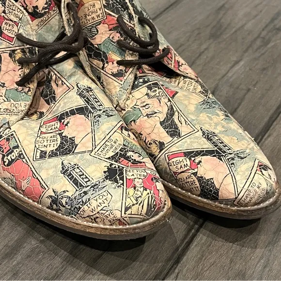 Steve Madden Comic Strip Print Boots - Size EU 42 (US Size 9)