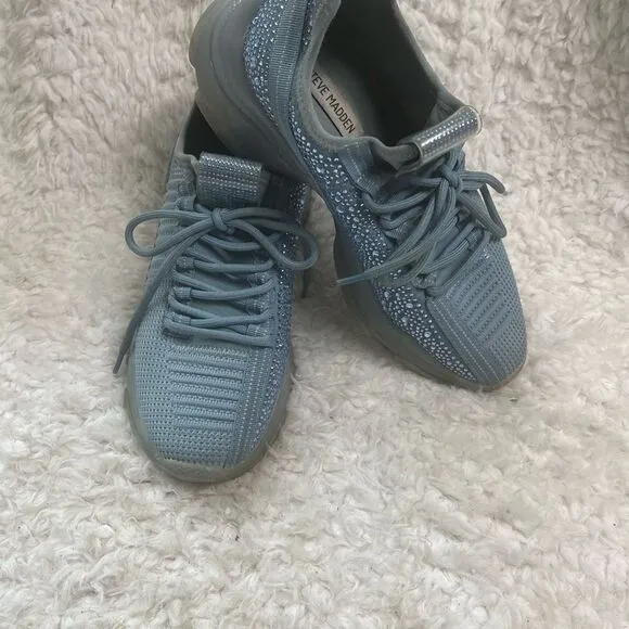 Steve Madden Maxima Blue Rhinestone Embellished slip on Sneakers Size9.5M