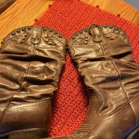Steve Madden women’s leather jeweled cowgirl boots.  Size 8M. Preowned.