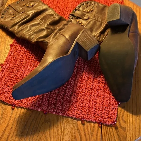 Steve Madden women’s leather jeweled cowgirl boots.  Size 8M. Preowned.