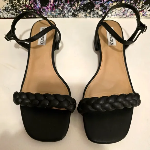 STEVEN MADDEN Black Square Toe Block Heel Sandals Ankle Strap Shoes Heels 9.5