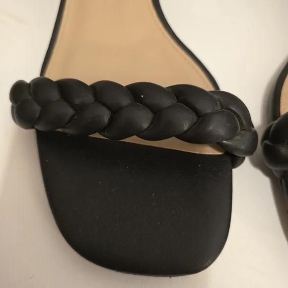 STEVEN MADDEN Black Square Toe Block Heel Sandals Ankle Strap Shoes Heels 9.5