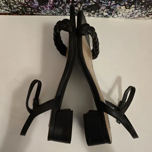 STEVEN MADDEN Black Square Toe Block Heel Sandals Ankle Strap Shoes Heels 9.5