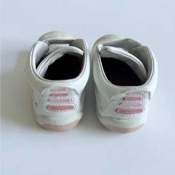 Stride Rite Ally White Leather Baby Booties Flower Embroidery Size 5W EU 21