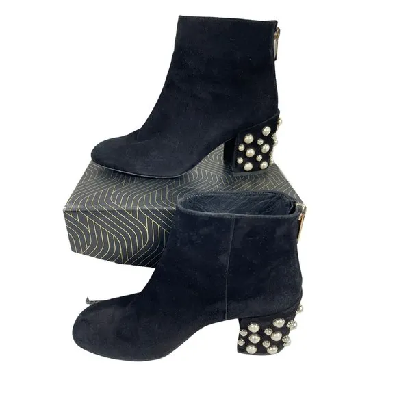 Stuart Weitzman Black Pearl Bacari Boots/Booties Size 6 M