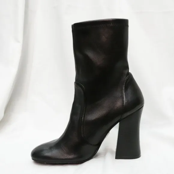 STUART WEITZMAN Black Stretch Leather Mid-calf Kitten-Heeled Boots, size 6