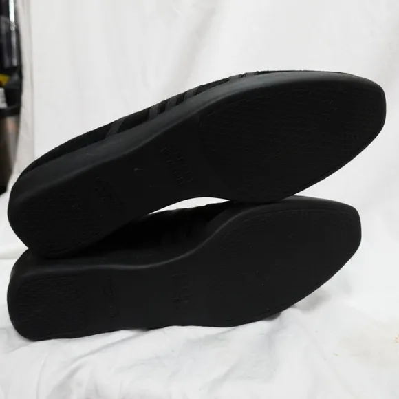 STUART WEITZMAN Black Suede Slip-on Sneakers, size 8.5M