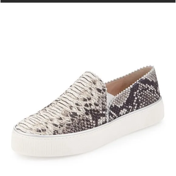 Stuart Weitzman Nuggets Snake PrintShoes Slip on