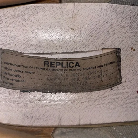 Stylish Camouflage Sneakers with Gum Sole( Maison Margiela Reptile Skin)