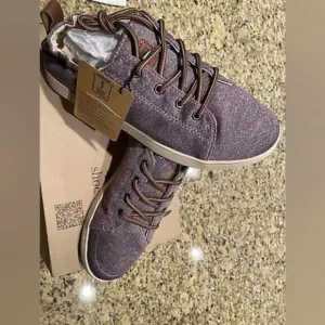 Stylish Spencer  Purple Casual Sneakers size 6