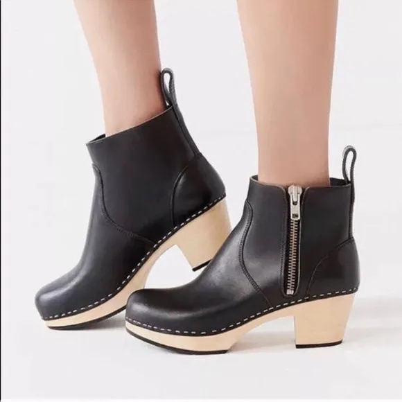 Swedish Hasbeens Zip It Emy Clog Boots Black Sz 39