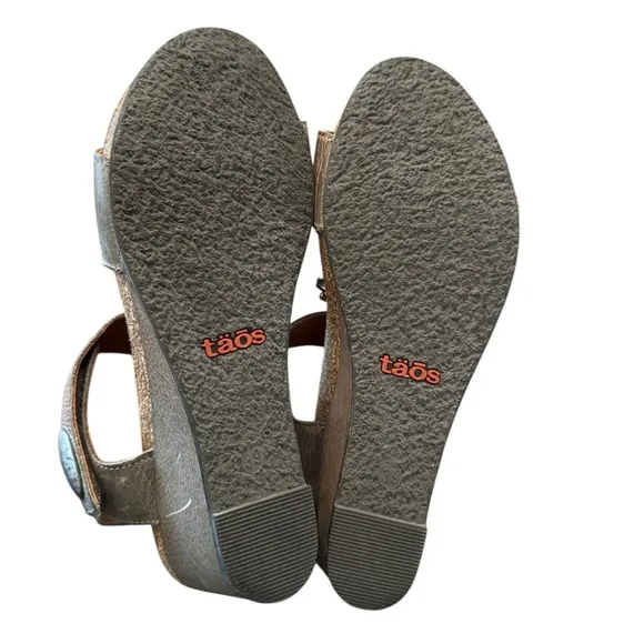 Taos Women’s Carousel 3 Wedge Sandals