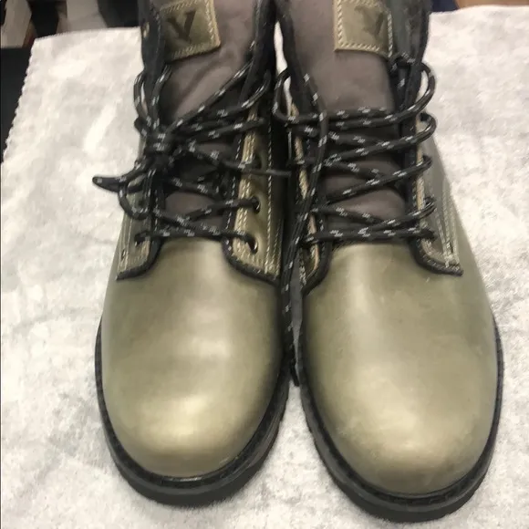 Territory Boots Black and Gray Durable Ankle Boots with Traction Sole