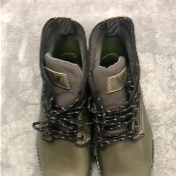 Territory Boots Black and Gray Durable Ankle Boots with Traction Sole