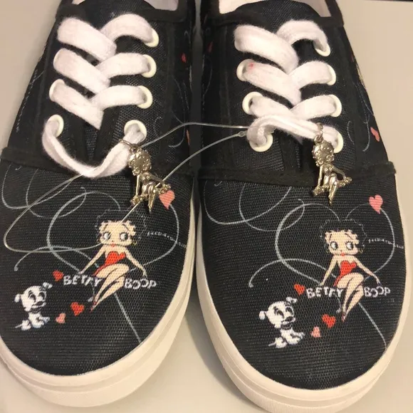 The Bradford Exchange Sneakers/ Betty Boop
