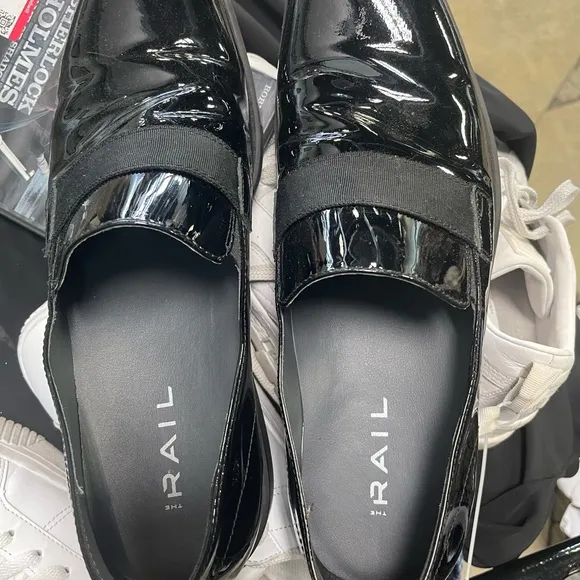 The rail men’s leather upper 11.5