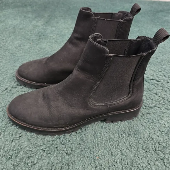 Thursday Boot Company Women's 9.5 Matte Leather Chelsea Boots Slip On Durable