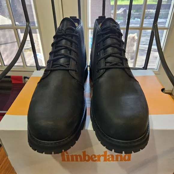 Timberland Black Boots Durable Nubuck Design