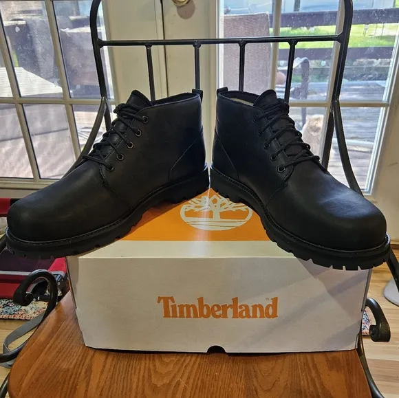 Timberland Black Boots Durable Nubuck Design