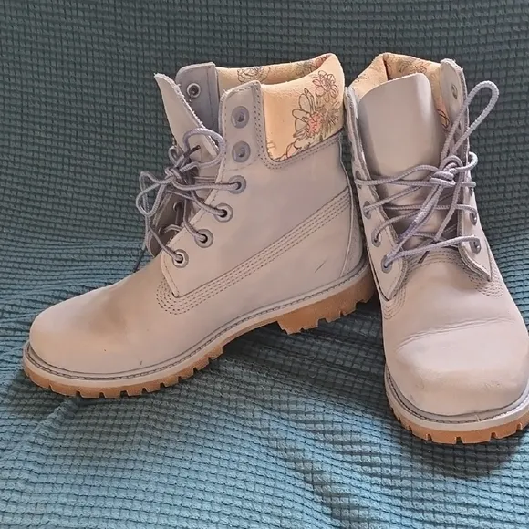 Timberland light blue and floral Lace-Up Boots