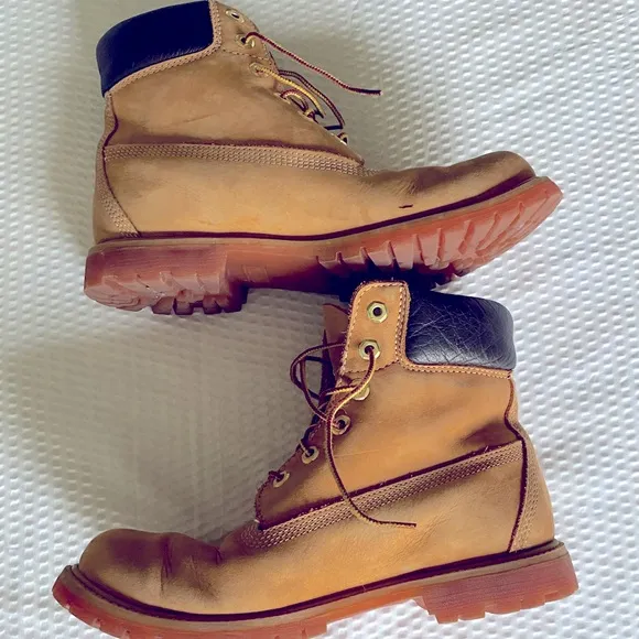 Timberland Tan and Black Boots Nubuck Leather 10