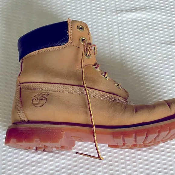 Timberland Tan and Black Boots Nubuck Leather 10