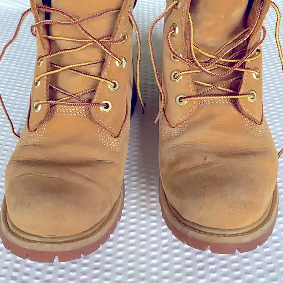 Timberland Tan and Black Boots Nubuck Leather 10