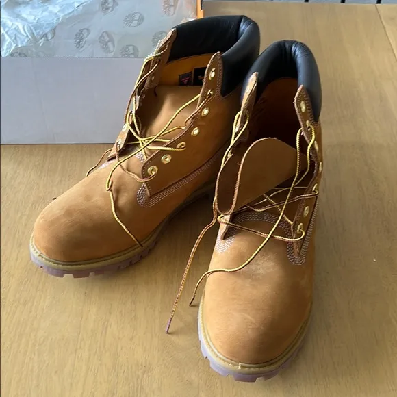 Timberland Tan Boots Rugged Durable Ankle-Height