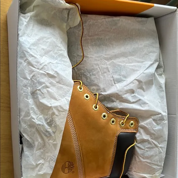 Timberland Tan Boots Rugged Durable Ankle-Height