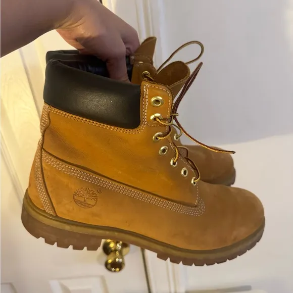 Timberland Tan Leather Boots size 11