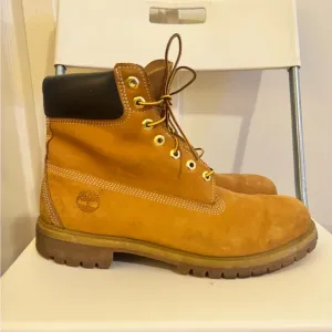 Timberland Tan Leather Boots size 11