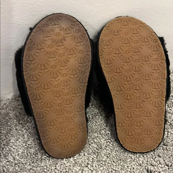 Toddler girls size 9 lot of 4 pair of shoes