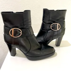 Tod's Black Leather Ankle boots
