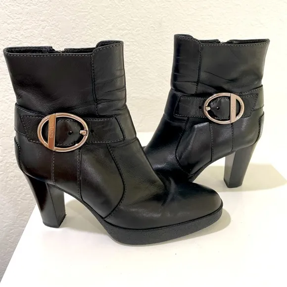 Tod's Black Leather Ankle boots