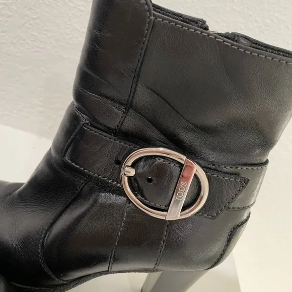 Tod's Black Leather Ankle boots