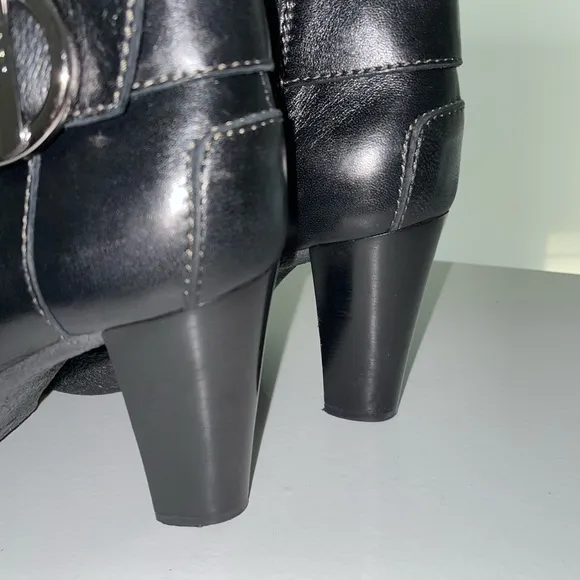 Tod's Black Leather Ankle boots