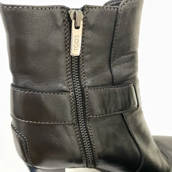 Tod's Black Leather Ankle boots