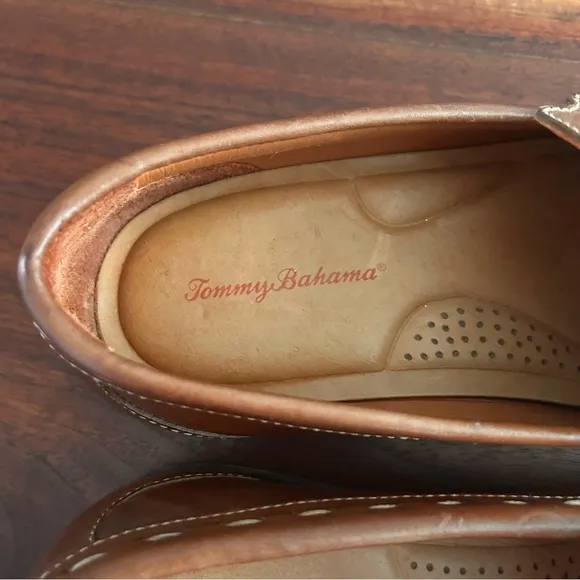 Tommy Bahama Naples All Over Woven Drivers Brown Leather Shoes Size 9.5